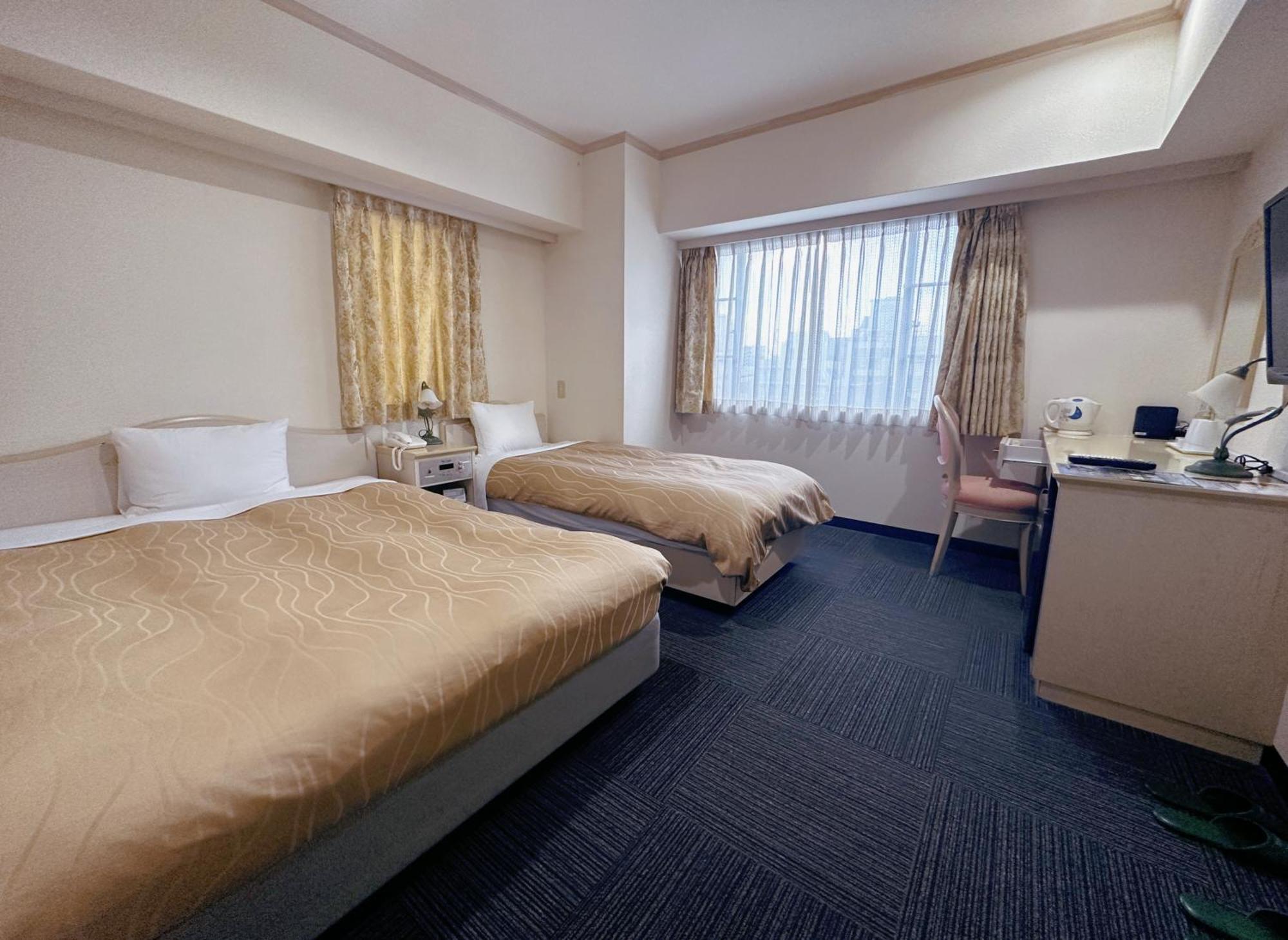 Nissei Hotel Fukuoka Fukuoka  Bagian luar foto